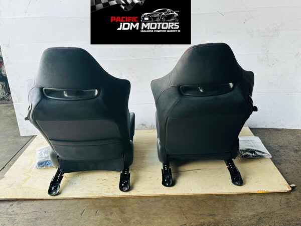 JDM 2007-2011 HONDA CIVIC TYPE R FN2 TYPE R RECARP SEATS WITH RAILS COMPLETE - Image 7