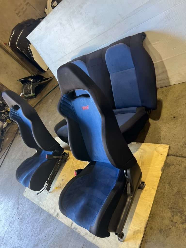 02-07 SUBARU IMPREZA WRX STI OEM COMPLETE FRONT & REAR SEATS JDM EJ207 BUGEYE - Image 4